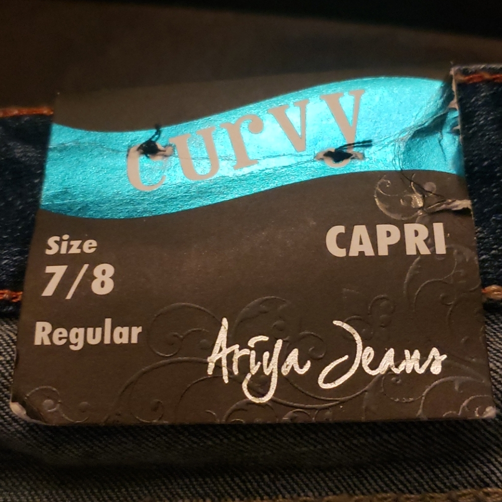 ARIYA JEANS - Picture 4 of 10